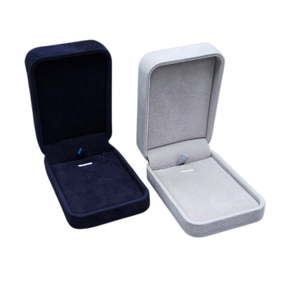 velvet pendant and necklace box