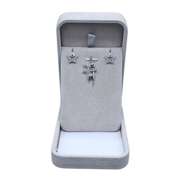 grey elegant velvet necklace box